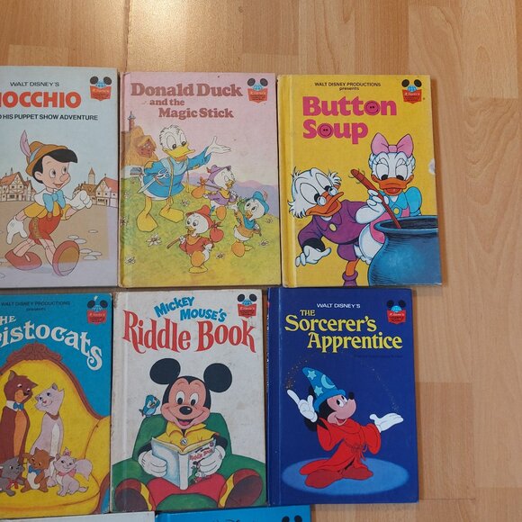 Vtg 1970s Disney's Wonderful World of Reading Hardcover Books - lot of 11 - Picture 3 of 4